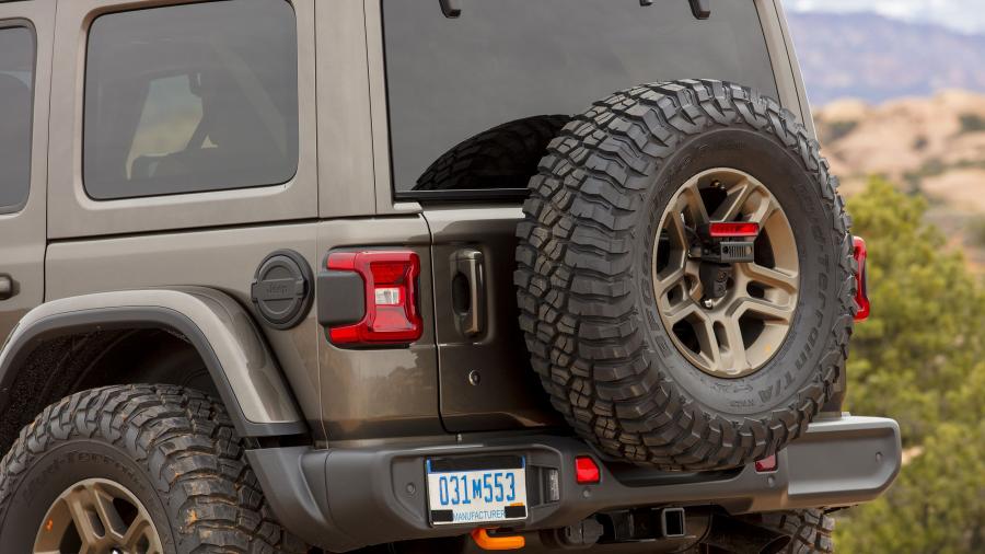 Детали экстерьера Jeep J-Wagon Concept (JL) 2018 года  (фото 24 из 32)